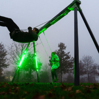 Balançoire à LED interactive pour aires de jeux