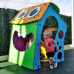 Maisonnette pour aires de jeux sur le thème des monstres