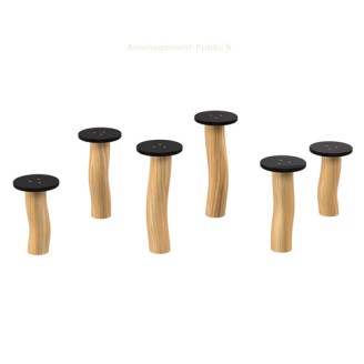 Parcours de saut pour enfant composé de rondins de robinier