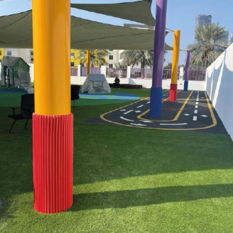 Feuilles de mousse antichoc pour sécuriser les aires de jeux