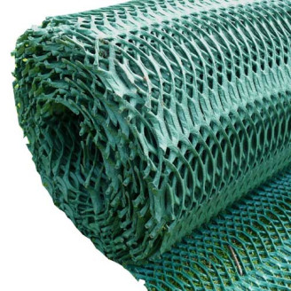 Grille de renfort pour protéger le gazon