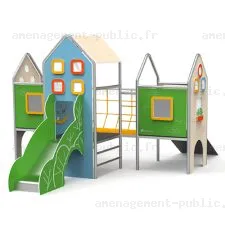 Structure multi-acitvités pour aires de jeux extérieur
