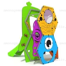 Structure multi-activités pour aires de jeux sur le thème des monstres