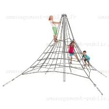Pyramide en filet de corde de 2.7m pour aire de jeux