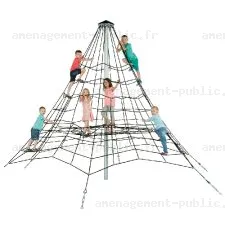 Pyramide en filet de corde de 3.5m pour aires de jeux