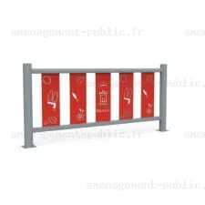 Barrière de sécurité pour aménagements ludiques