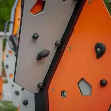 Combinaison de modules d’escalade de plein air