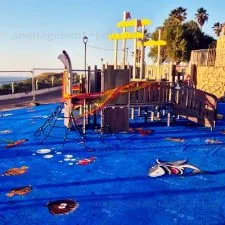 Gazon artificiel pour aires de jeux sur le thème de la mer