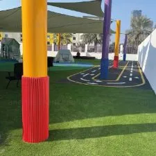 Feuilles de mousse antichoc pour sécuriser les aires de jeux